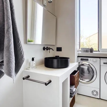 Apartament Hostmate - - Zara 61 Mediolan
