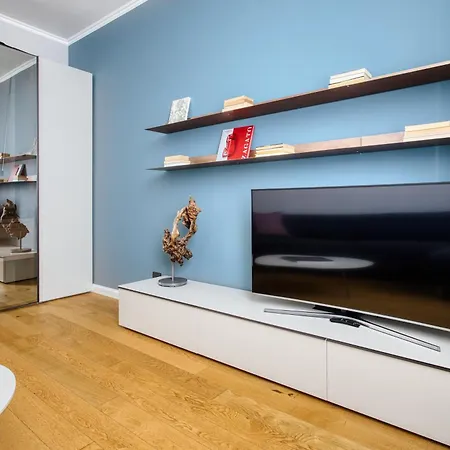 Apartament Hostmate - - Zara 61