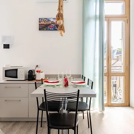 Appartement Tom&mary 5 Min Metro Milan