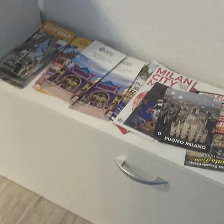 Tom&mary 5 Min Metro * Milan