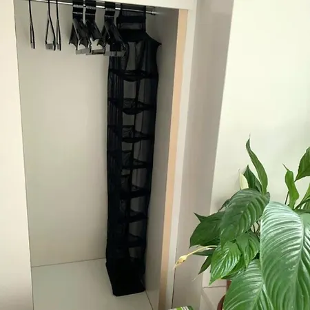 Accogliente Stanza Privata Con Bagno In Zona Duomo, Homestay szállás