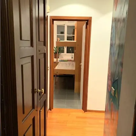 Accogliente Stanza Privata Con Bagno In Zona Duomo, Mailand