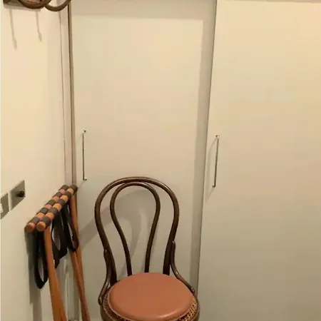 Accogliente Stanza Privata Con Bagno In Zona Duomo, Mediolan