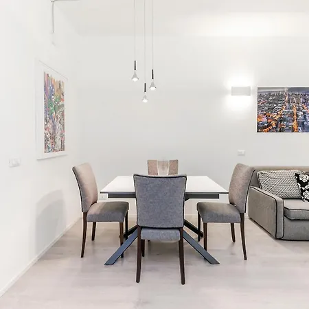 Just Urban Stays - Trilocale Con 2 Bagni E 2 Balconi - City Life E M5 Lägenhet