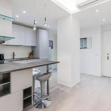 Just Urban Stays - Trilocale Con 2 Bagni E 2 Balconi - City Life E M5