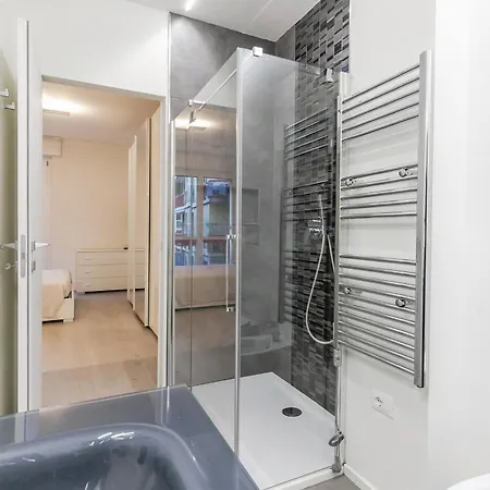 Just Urban Stays - Trilocale Con 2 Bagni E 2 Balconi - City Life E M5 Lägenhet