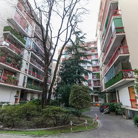 Just Urban Stays - Trilocale Con 2 Bagni E 2 Balconi - City Life E M5 Appartement