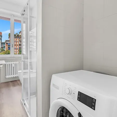 Ri9 -prada- Super Large And *