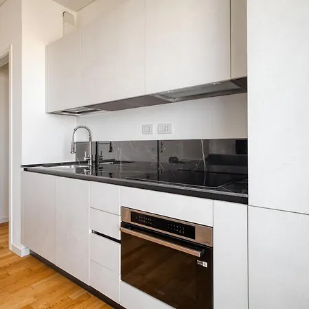 Giaxtower Gym & Pool Skyline View Appartamento