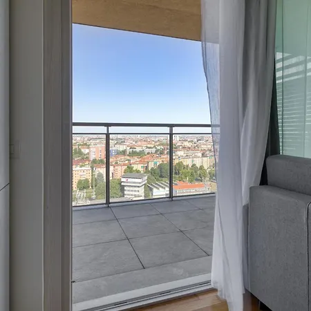 Apartment Giaxtower Gym & Pool Skyline View 20' Piano *