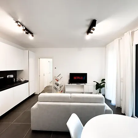 Daire Con Terrazza