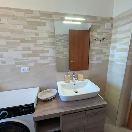 Urban - Near San Siro Stadium, Fiera Milano, American Embassy, Portello, Life And Arco Della Pace Movida * Milano