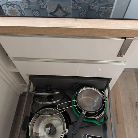 Urban - Near San Siro Stadium, Fiera Milano, American Embassy, Portello, Life And Arco Della Pace Movida