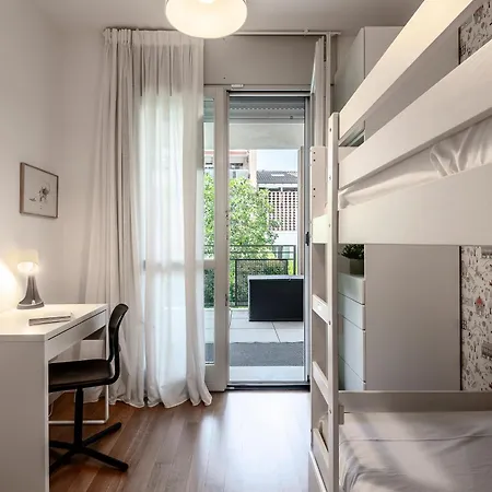 Stayeasy Gargano - Stylish With Private Yard * מילאנו