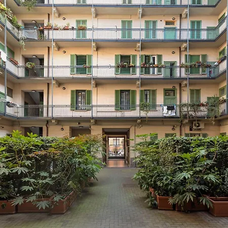 L Angolo Di Giulia, Tradizionale Casa Di Ringhiera *