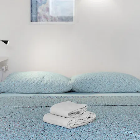 L Angolo Di Giulia, Tradizionale Casa Di Ringhiera