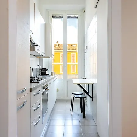 Co99 - Spacious One Bedroom Gallarati Scotti Apartament Mediolan