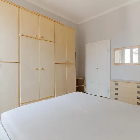 Guesthost - Citta Studi Balcony Apartman Milánó