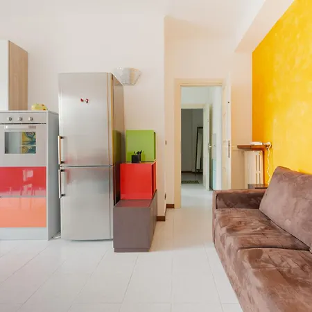 Guesthost - Urban Oasis Between M1 & San Siro Daire *