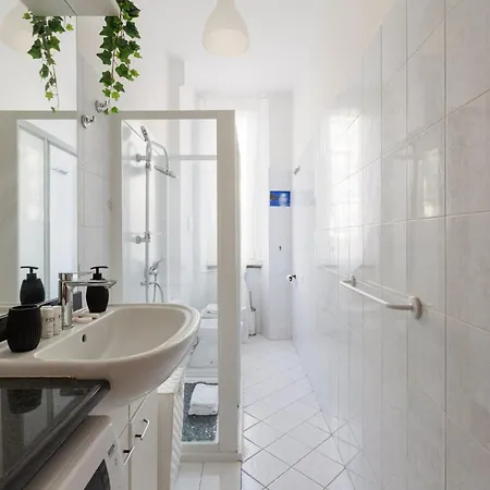 Guesthost - Yellow Charm - With Two Bedrooms In Апартаменты Милан