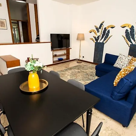 Spacious Near Bocconi *