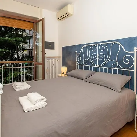 Spacious Near Bocconi * Milan