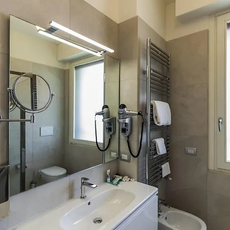 Mercure Solari