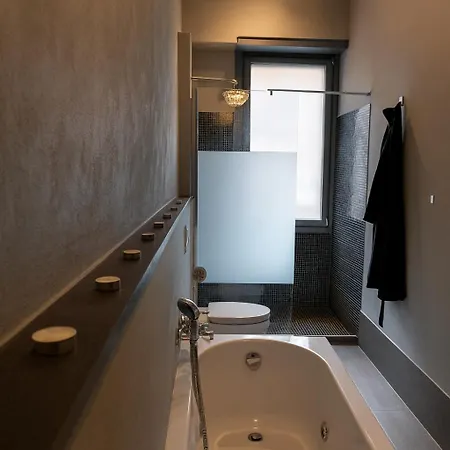 Beautiful Floral On Navigli Appartement *