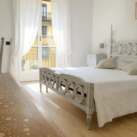 Appartement Beautiful Floral On Navigli