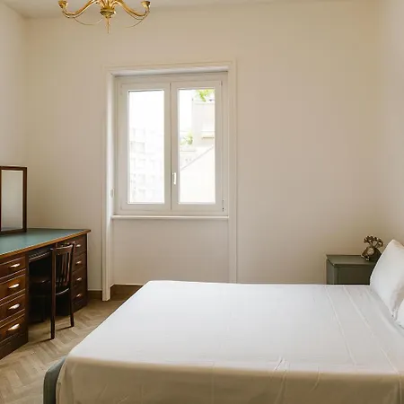 アパート Central City Apartment ミラノ