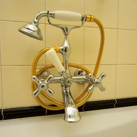 Apartment Centrale-luxury With Garden Terrace