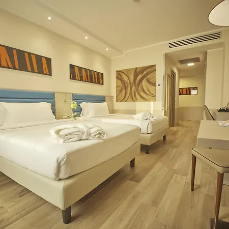 Ih Lorenteggio 4* Milan