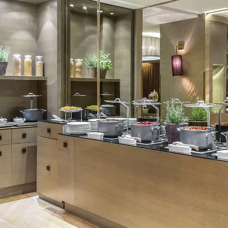 Rosa Grand - Starhotels Collezione Hotell