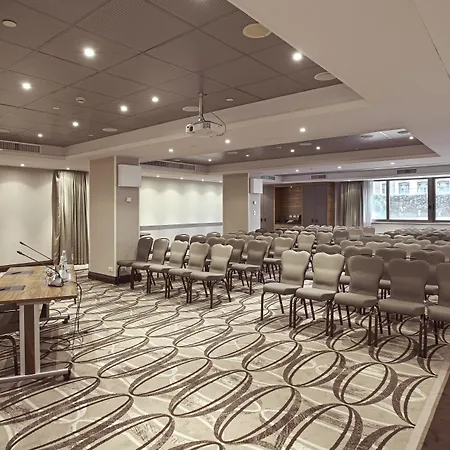 Hilton 4*