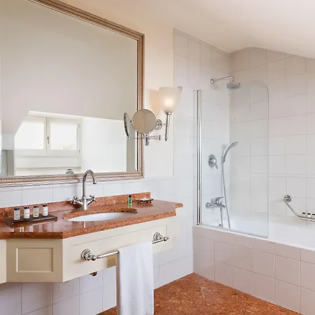 Sheraton Diana Majestic Szálloda Milánó