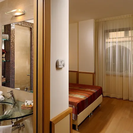 Hotel Western
