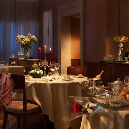 Cavour 4* Milán
