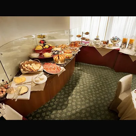 Cavour Hotel Milan