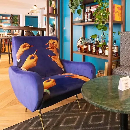 Urban Hive Szálloda