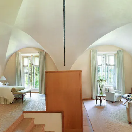 Four Seasons Hotel Milan