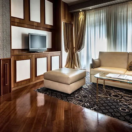 Dei Cavalieri Duomo Hotel Milán