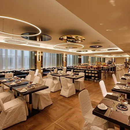 Hotel Dei Cavalieri Duomo 4*