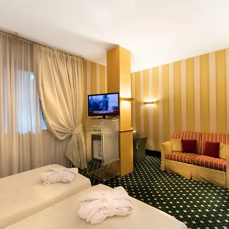 Hotel C-hotels Rubens 4*