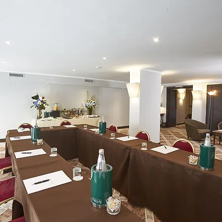 سينا دي لا فيل ميلان