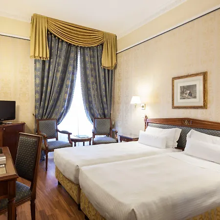 Hotel Sina De La