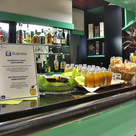 Astoria Sure Collection By Western מלון 3*