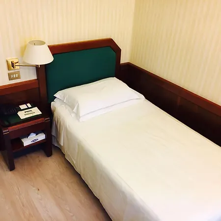 Astoria Sure Collection By Western Milano