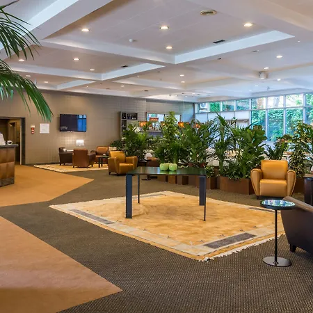 Blaise & Francis Mailand