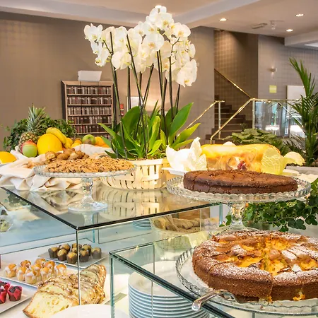 Hotel Blaise & Francis 4*