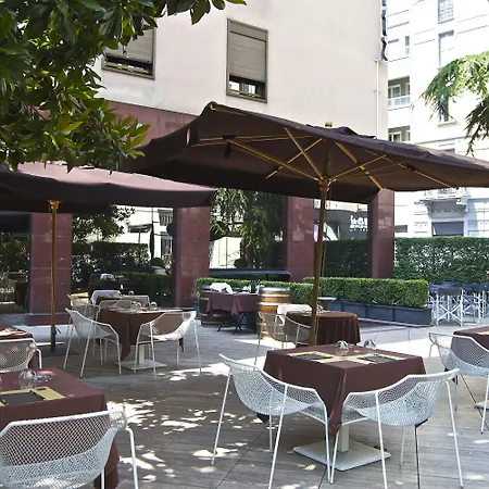 Starhotels Ritz מלון מילאנו